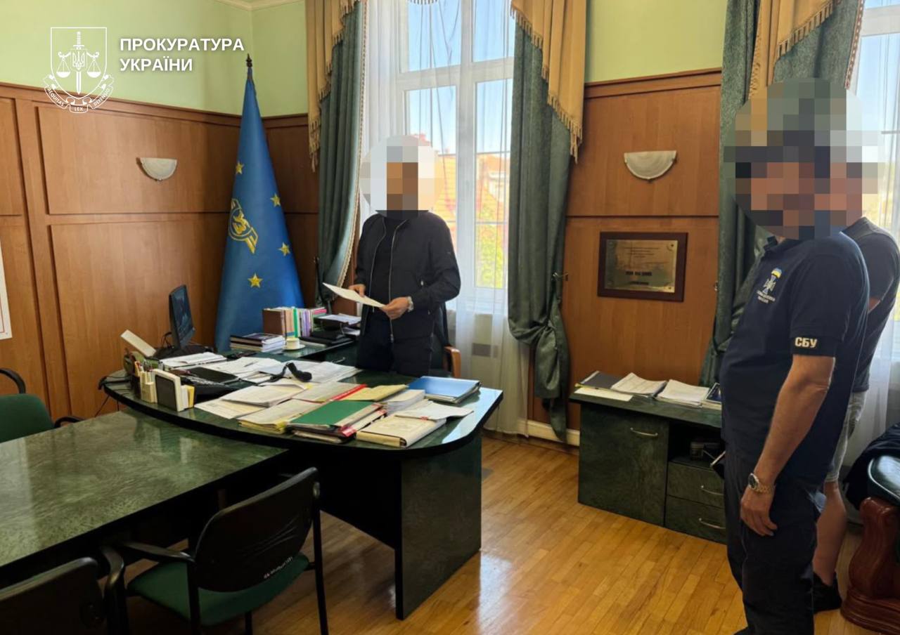 На Волині депутат-посадовець Укрзалізниці відряджав підлеглих будувати приватний будинок