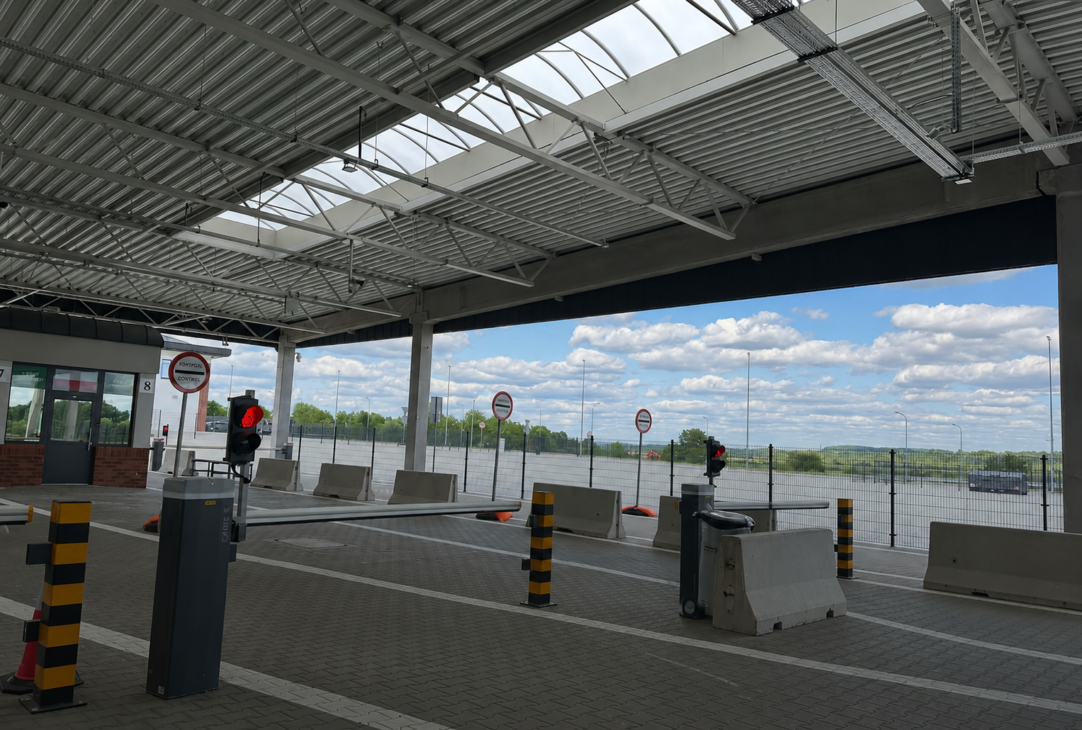 Жінка за $10 тисяч організувала виїзд військовозобов’язаного з Дніпропетровщини до Угорщини