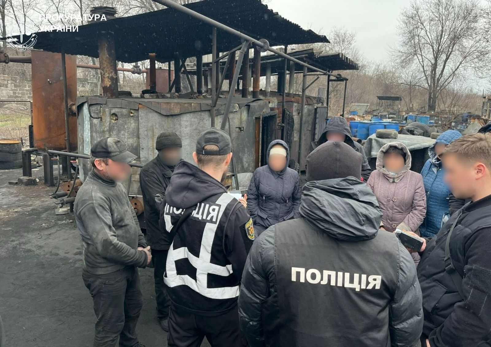 У Запоріжжі судитимуть учасників ОЗГ за незаконне виробництво пального з шин та забруднення довкілля на 12,6 млн грн