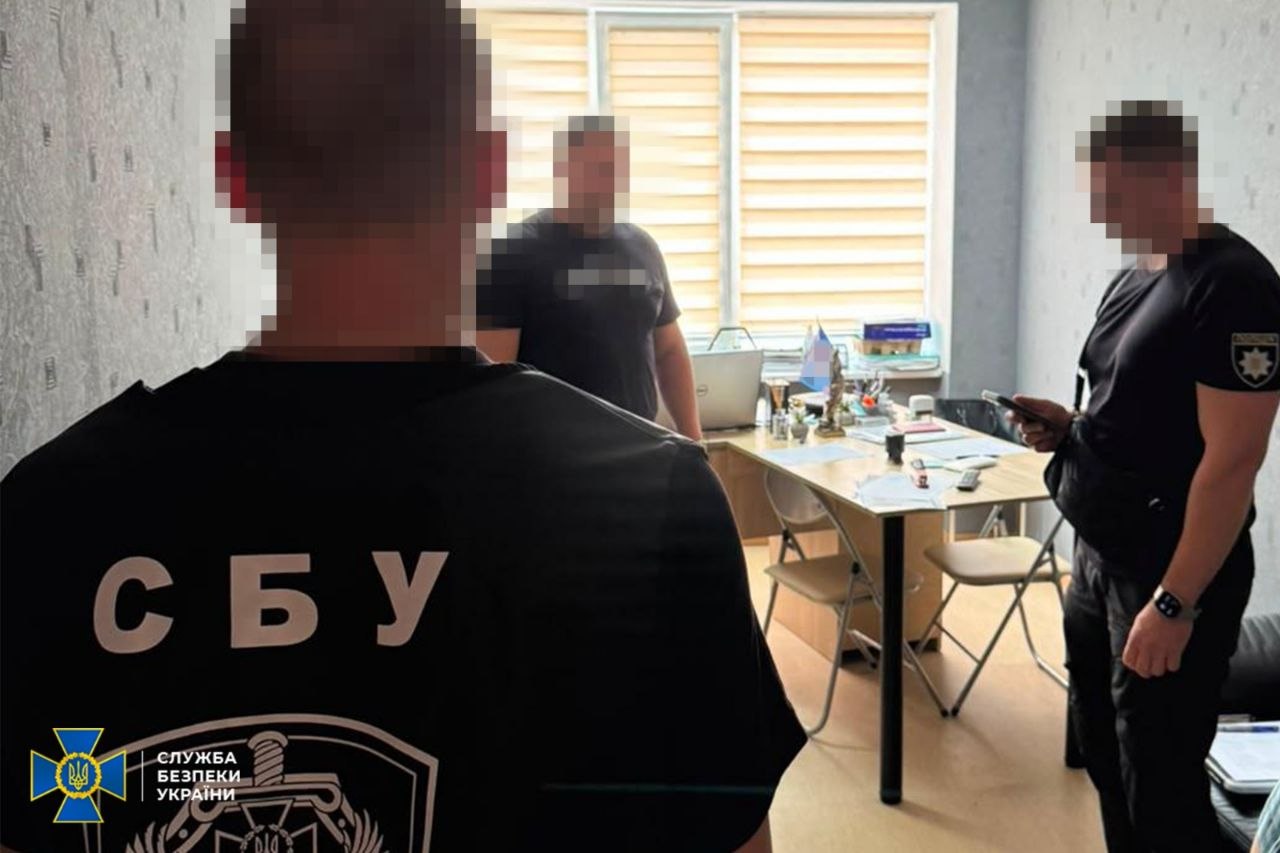 Викрили п’ять схем ухилення від мобілізації в різних регіонах: затримали 11 організаторів