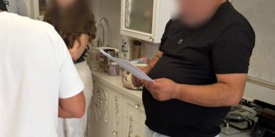 На Одещині хірург зі спільником вимагали хабар за вплив на комісію для призначення довічної інвалідності