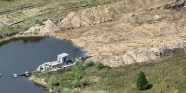 Масштабні збитки на 750 млн грн: на Черкащині депутату оголосили підозру у незаконному видобутку піску