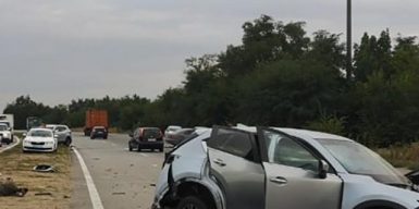 Произошло ДТП на трассе Днепр – Запорожье: есть погибшие и пострадавшие
