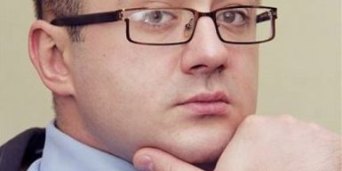 Избитый адвокат Андрей Верба предлагает 30 тысяч за информацию о нападавших