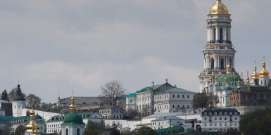 Коронавирус в Украине: в Киево-Печерской лавре заболели все священники