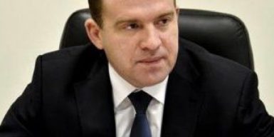 НАБУ: экс-губернатор Днепропетровской области присвоил 740 тысяч