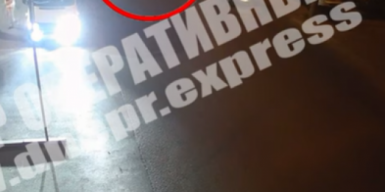 В Днепре на Слобожанском произошло ДТП с двумя пострадавшими: видео