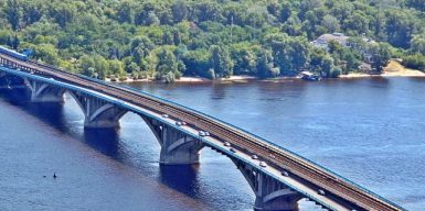 «Київавтодор» оголосив тендер на ремонт мосту Метро за 2 мільярди гривень