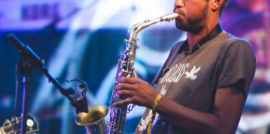 Музыкант из Днепра научил искусственный интеллект играть джаз