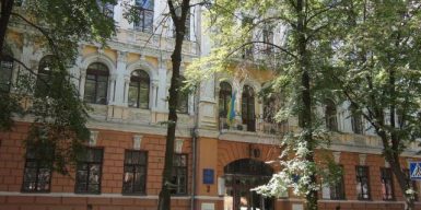 Днепропетровский театральный-художественный колледж хотят закрыть