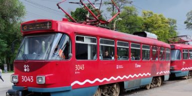 У Дніпрі оголошено міжнародний тендер на закупівлю нових трамваїв та вагонів для метро