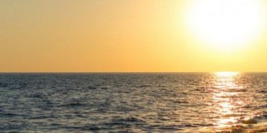 Отдых на море 2020 и коронавирус: новые ответы доктора Комаровского