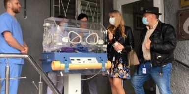 Волонтеры из Норвегии снабдили больницы Днепра новым оборудованием: фото