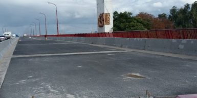 На следующей неделе по правой стороне Нового моста пустят транспорт: фото