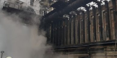 В Днепре горел коксохимический завод: фото, видео