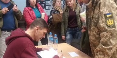 Андрей Цаплиенко в Днепре рассказал, когда может закончиться война: фото, видео