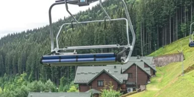 В Україні вкрали землю біля відомого гірськолижного курорту: оголошено підозру дружині сільського голови