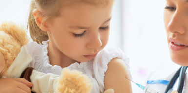 Глава Минздрава предлагает вакцинировать детей от 5 до 11 лет
