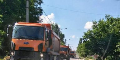 Жители Днепра просят полицию ограничить движение грузовиков