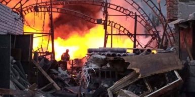 Загибель дитини та жінки і поранення трьох людей внаслідок ракетної атаки на Дніпро: прокуратура розпочала розслідування