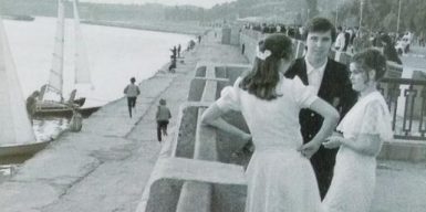 Днепрянам показали, как одевались в период 1960-90 годов: фото