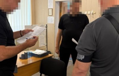 По всій Україні ДБР проводить масштабні обшуки у ТЦК