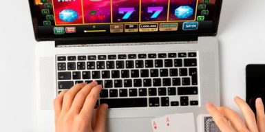 У Львові організатора нелегального онлайн покер-клубу оштрафували на 300 тис. грн