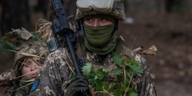 Бойцы из днепровской бригады научились обманывать камеры и беспилотники противника: фото