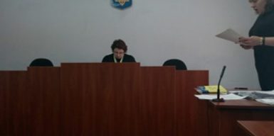 Скандальная фирма попыталась закрыть дело о застройке в днепровской школе