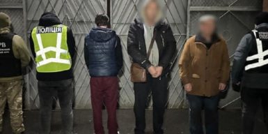 Таксист за 3000 доларів координував втечу чоловіка за кордон на Вінниччині