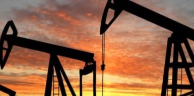 Ліміт ціни на російську нафту залишиться на рівні 60 доларів за барель – Bloomberg
