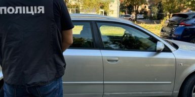 У Полтаві благодійна організація продавала авто, ввезені як гуманітарна допомога