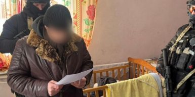 На Київщині викрили мережу нелегальної торгівлі трофейною зброєю