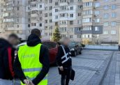 У Києві викрили схему незаконного виїзду за кордон під виглядом музикантів: у колишнього керівництва Мінкультури провели обшуки