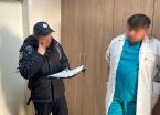 Фальсифікували навіть МРТ: на Київщині викрили посадовців медзакладів, які продавали інвалідність за $9500