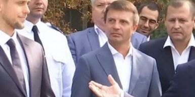 В действиях нового губернатора Днепропетровщины уже усмотрели признаки криминала