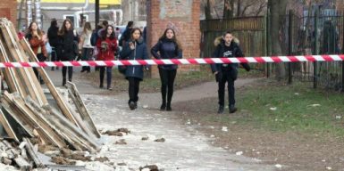 Взрывотехники обыскали днепровские школы: результаты