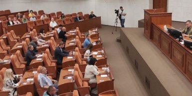 Філатов вимагає пояснень від «Слуги народу» через відмову депутатів підтримати деімперіалізацію Дніпра