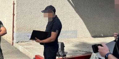 Вимагав “данину” з підлеглих: на Черкащині затримано начальника надлісництва