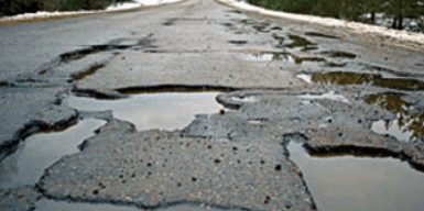 Днепропетровская ОГА заплатила 10 миллионов за несуществующий ремонт дорог