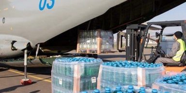 Коронавирус в Украине: в Италию отправили пять тонн гуманитарной помощи (фото)