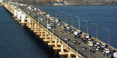 В Днепре открыли отремонтированную часть Нового моста: что думают водители? (видео)