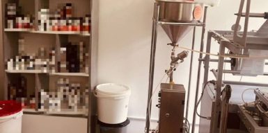 Шахраї продавали фальшиві БАДи під виглядом “Державної програми”