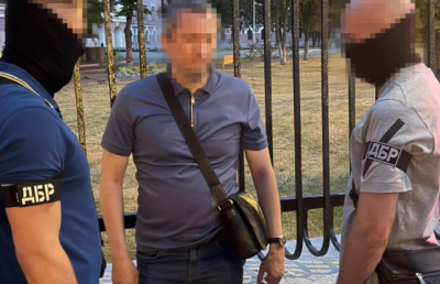Керівника Держгеокадастру Львівщини заарештували після спроби підкупу посадовця НАЗК