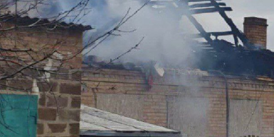 Троє людей дістали поранень внаслідок ворожих обстрілів Дніпропетровщини