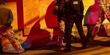 В Одесі 7 років тюрми отримали учасники ОЗГ, які вимагали гроші, вдаючи з себе поліцейських та працівників ТЦК