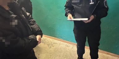 Поліцейські на Одещині “вибивали” гроші з водіїв, що перебували у розшуку ТЦК