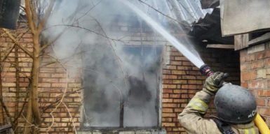 Понад 40 разів ворог атакував чотири райони Дніпропетровщини артилерією, безпілотниками та авіабомбою: є поранені