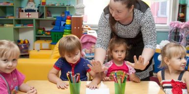 В Днепре ввели особый режим работы в детских садах