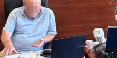 Премії з поверненням: у Полтаві директора медзакладу та його підлеглих підозрюють у вимаганні «відкатів» із зарплат